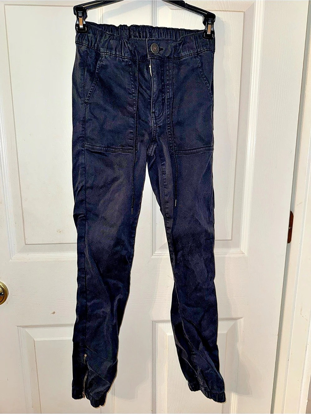 American Eagle Pull-On Ankle-Zip Jogger Black Size 000